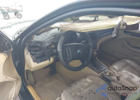 2005 BMW 325 Xi from USA, damaged, VIN WBAEU33485PR20223